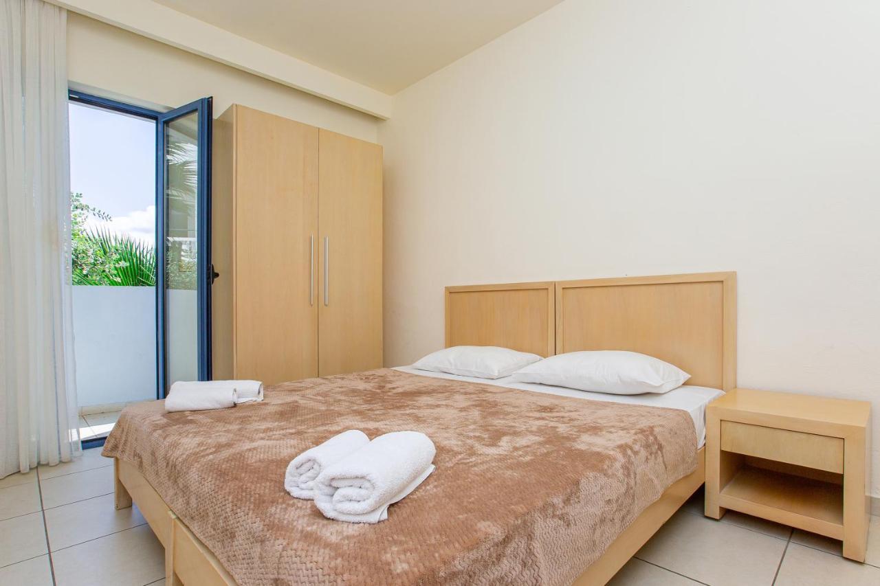 Hermes Hotel Malia  Exterior photo